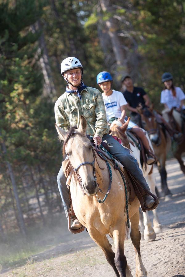מורן Headwaters Lodge & Cabins At Flagg Ranch מראה חיצוני תמונה