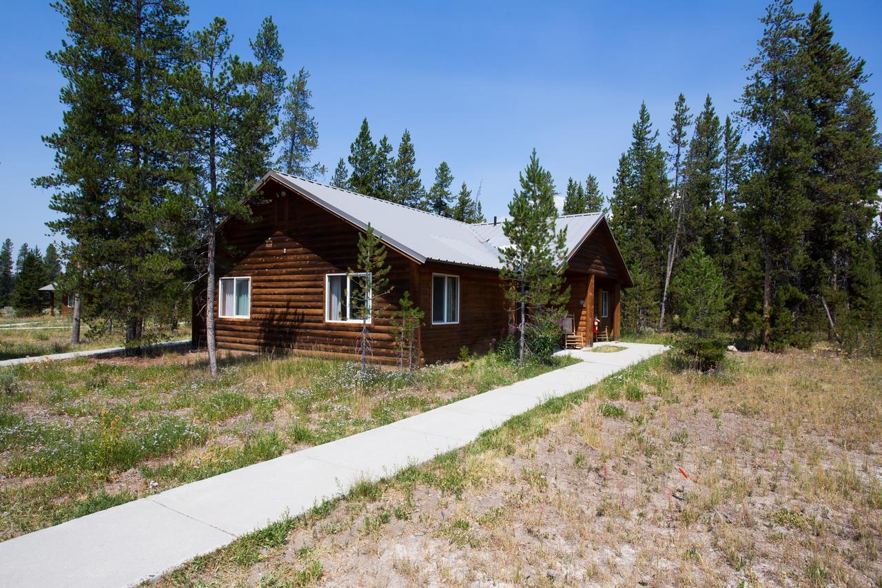 מורן Headwaters Lodge & Cabins At Flagg Ranch מראה חיצוני תמונה