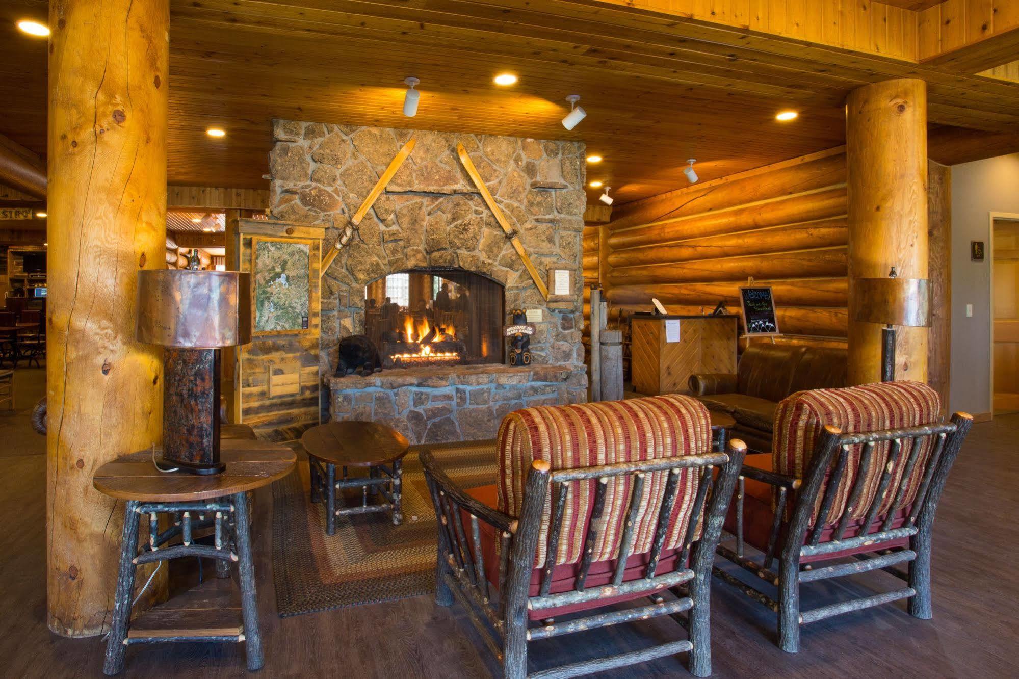 מורן Headwaters Lodge & Cabins At Flagg Ranch מראה חיצוני תמונה