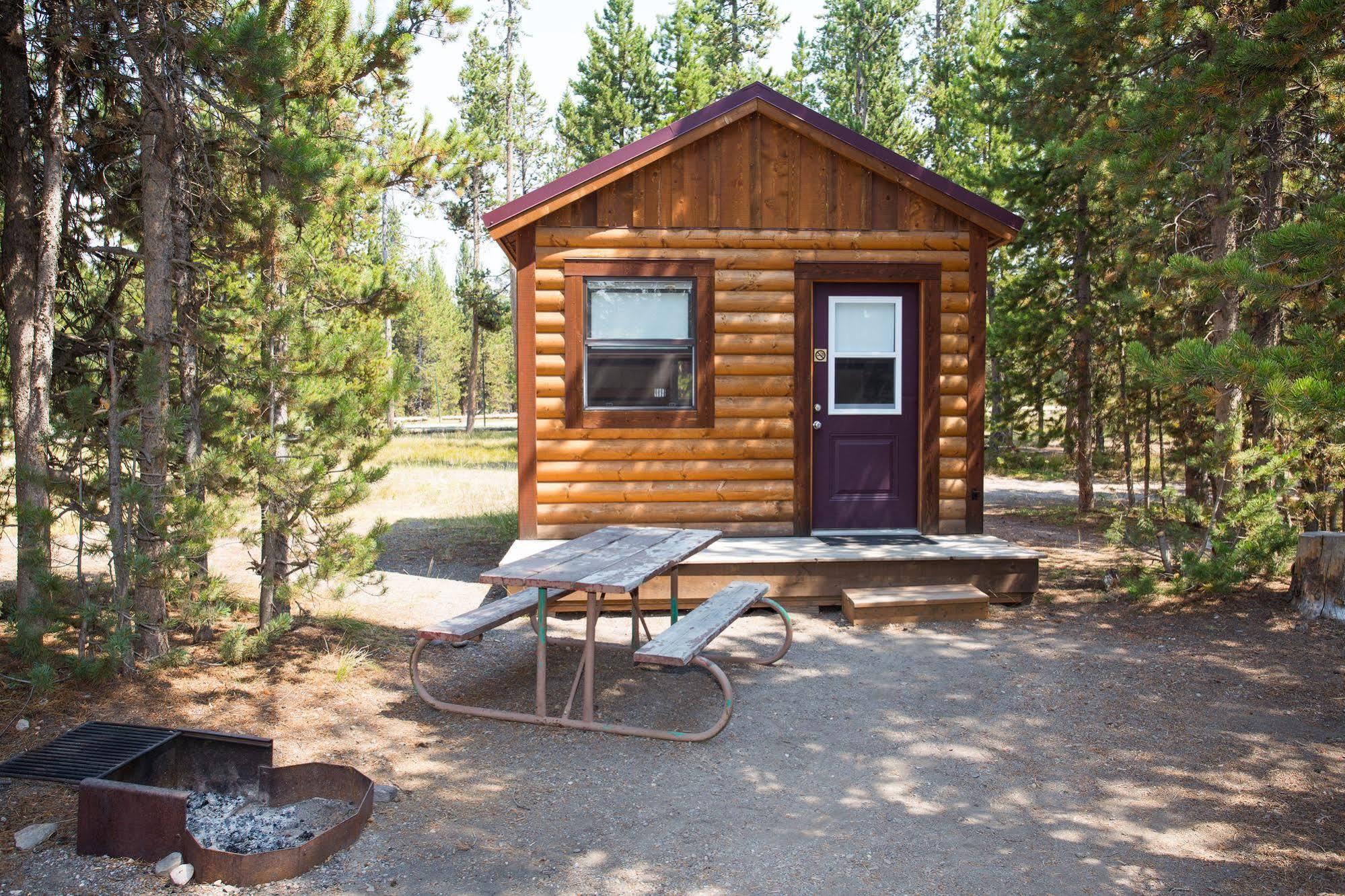מורן Headwaters Lodge & Cabins At Flagg Ranch מראה חיצוני תמונה