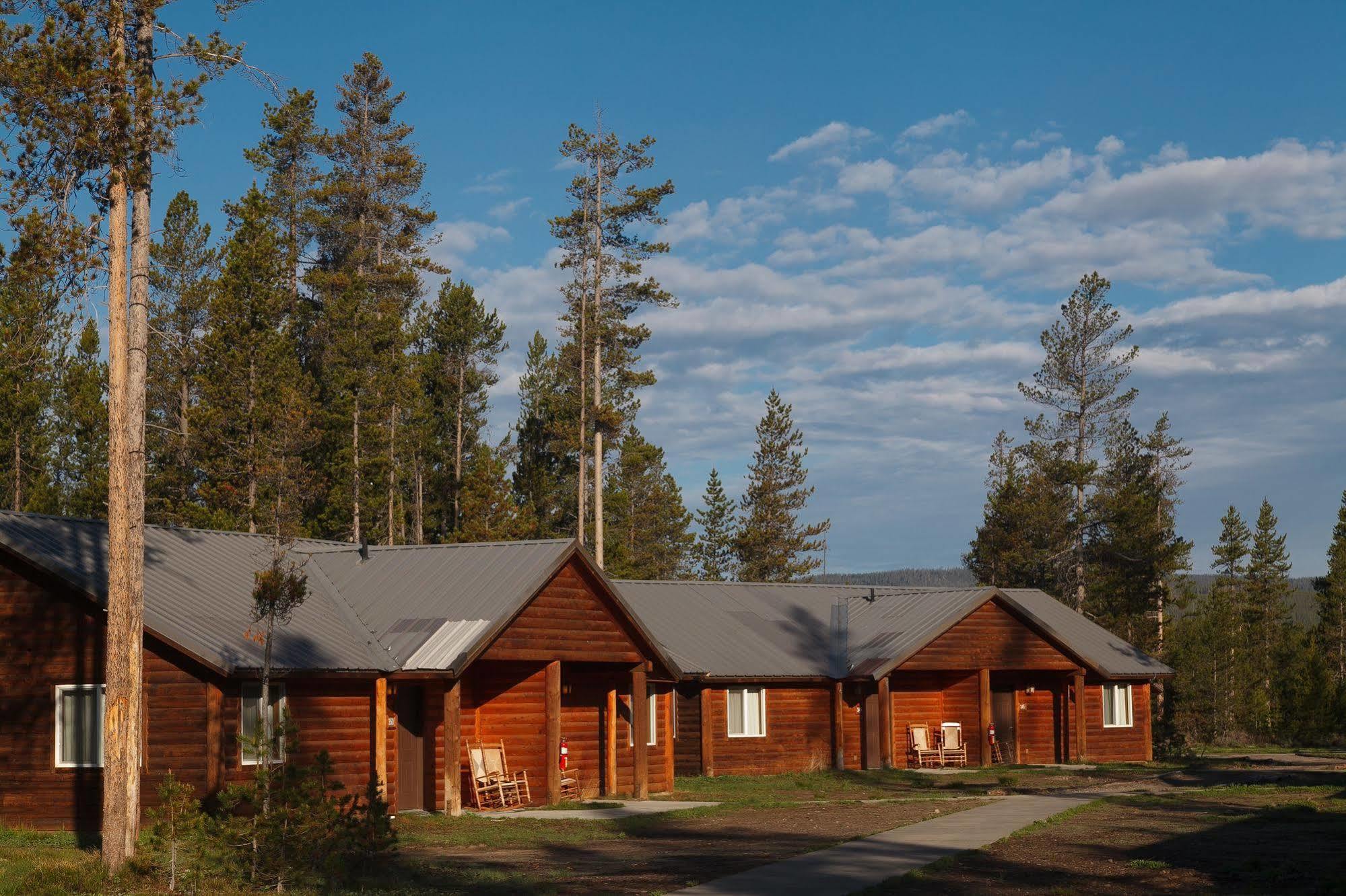 מורן Headwaters Lodge & Cabins At Flagg Ranch מראה חיצוני תמונה