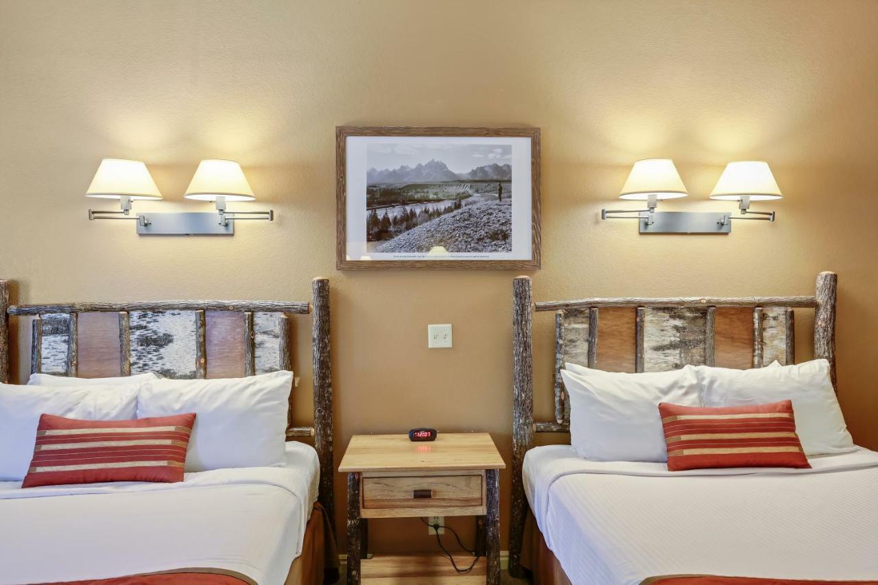 מורן Headwaters Lodge & Cabins At Flagg Ranch מראה חיצוני תמונה