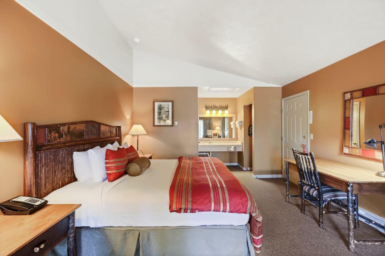 מורן Headwaters Lodge & Cabins At Flagg Ranch מראה חיצוני תמונה