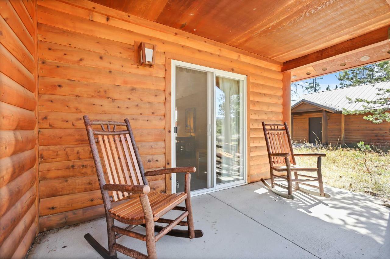 מורן Headwaters Lodge & Cabins At Flagg Ranch מראה חיצוני תמונה